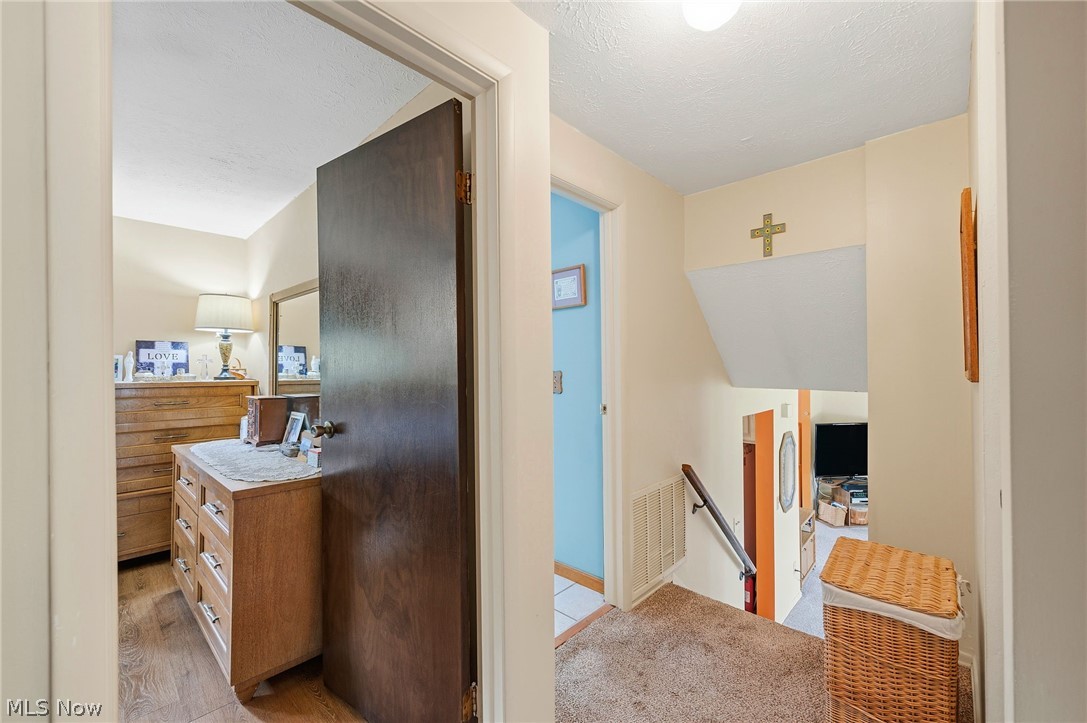 Twin Oaks - Residential