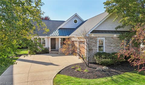 Photo for 2105 Botanica Lane