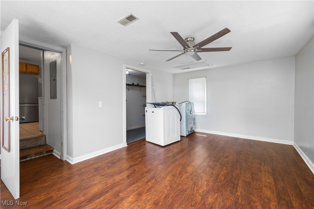 348 Elberta Drive, Vermilion, Ohio image 17