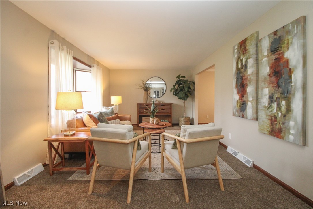 1826 Alverne Drive, Youngstown, Ohio image 4
