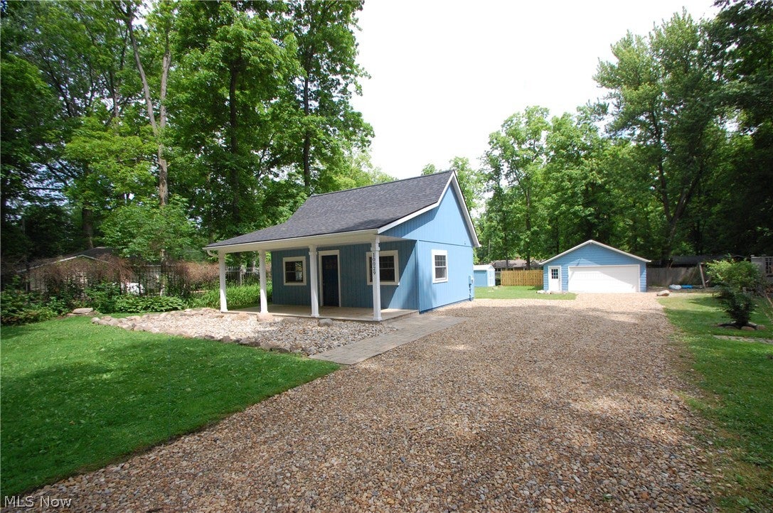 10029 Cummins Drive