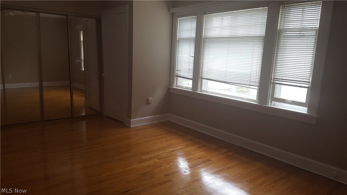 Yellowstone Estate - Residential