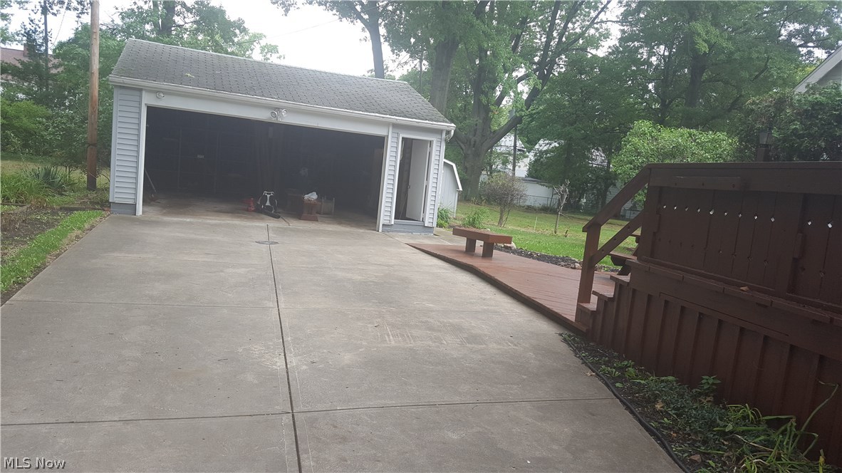 Yellowstone Estate - Residential