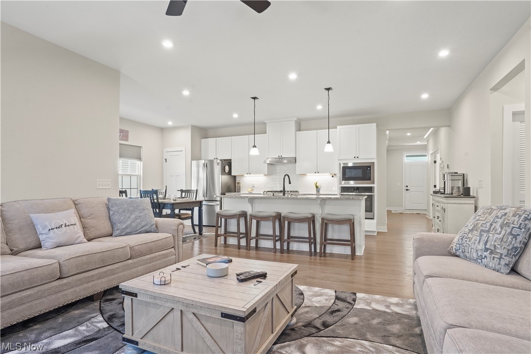 Hickory Crk Ph One - Residential