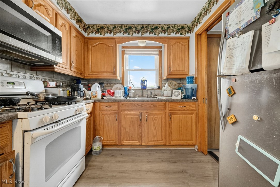 Suburban Dev Cos Crof - Residential