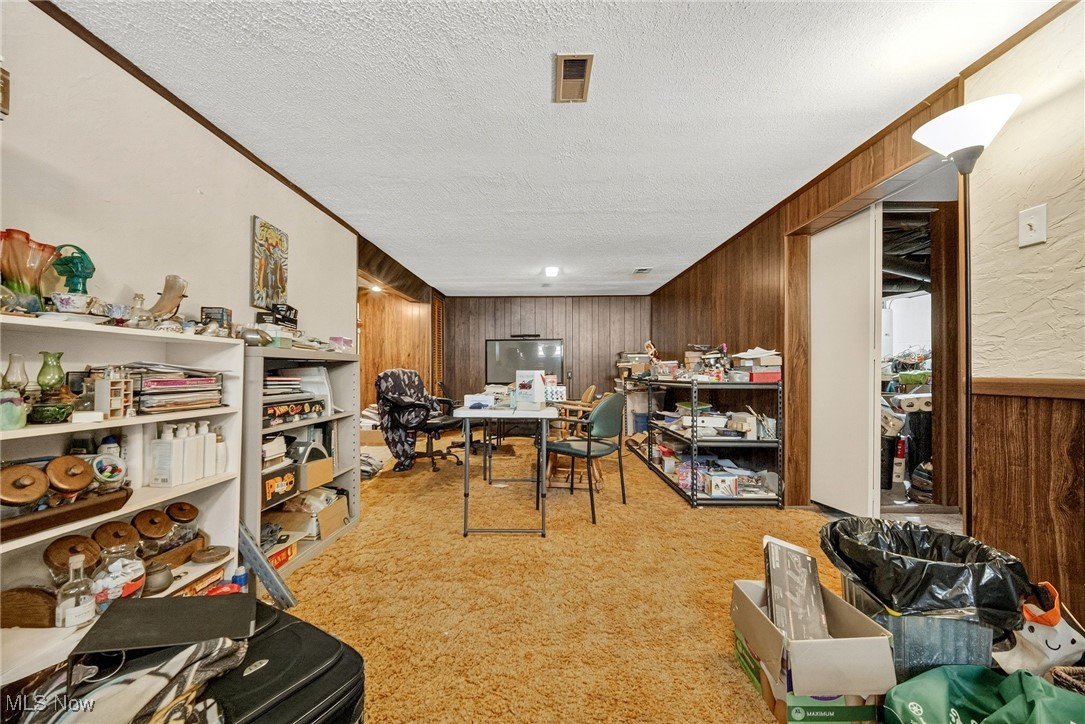 Suburban Dev Cos Crof - Residential