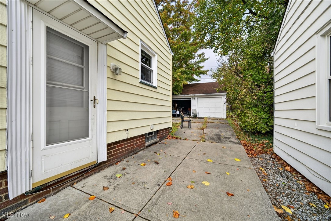 Suburban Dev Cos Crof - Residential