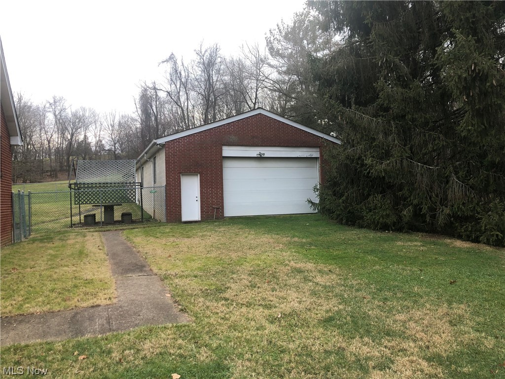 47442 National Road W