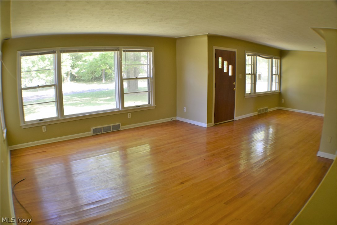 Abraham 1 - Residential