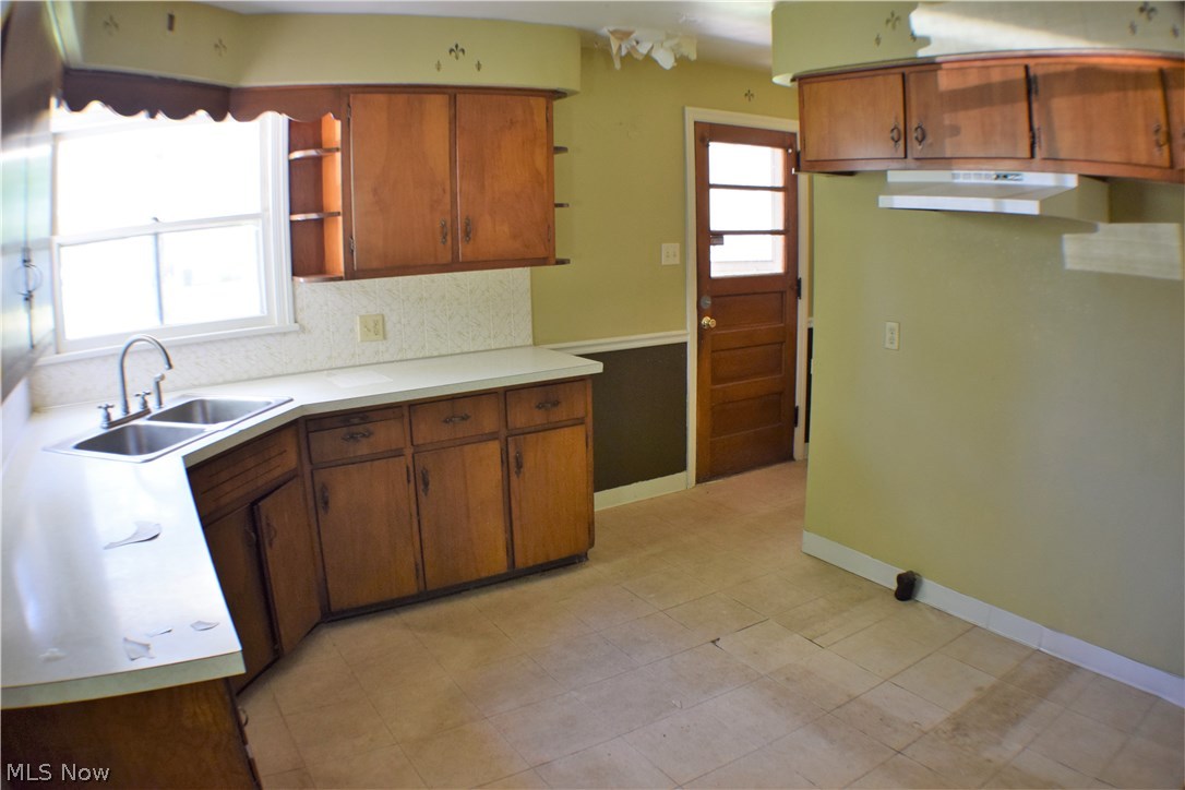 Abraham 1 - Residential