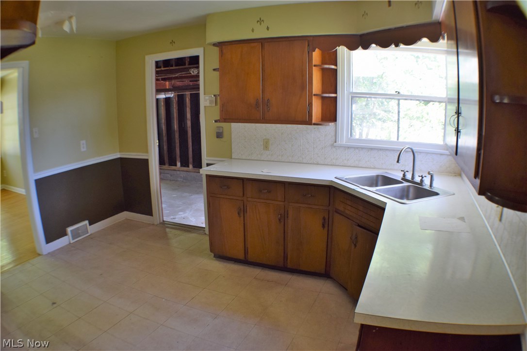 Abraham 1 - Residential