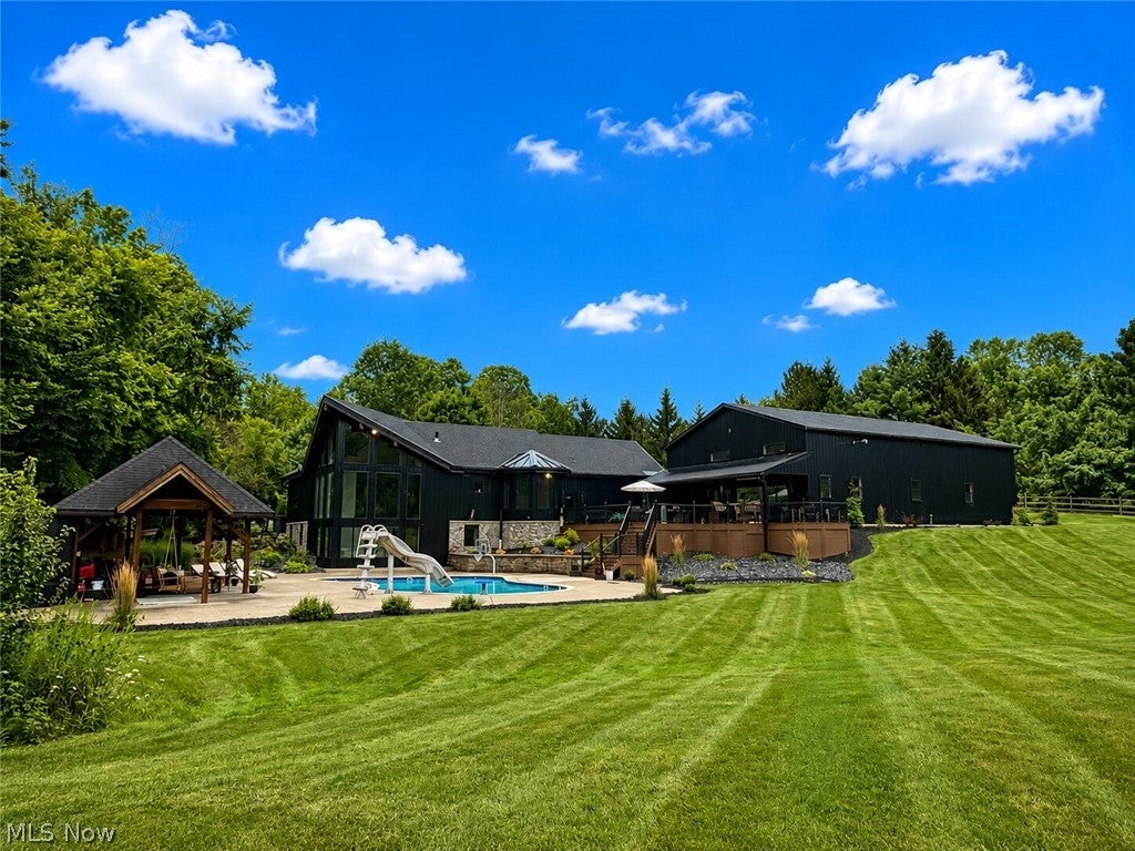 2245 Thoroughbred Drive