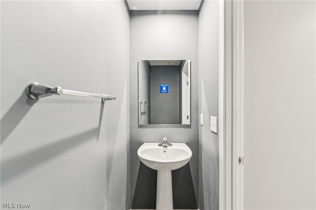 CROSSINGS AT MARTINS RUN - Residential