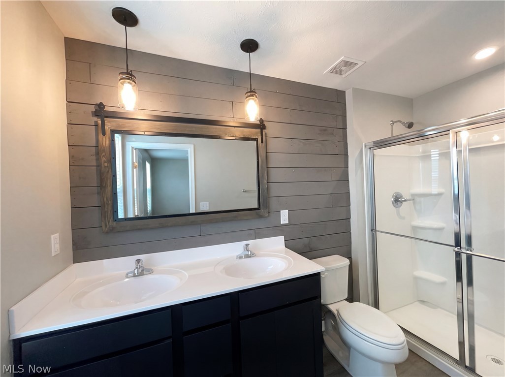 CROSSINGS AT MARTINS RUN - Residential