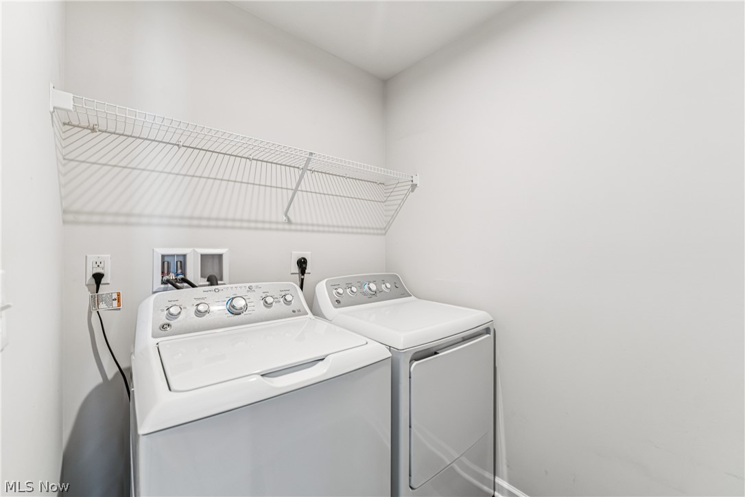 CROSSINGS AT MARTINS RUN - Residential