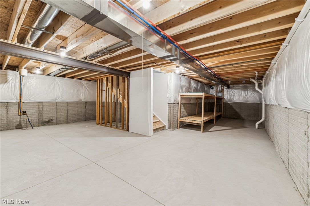 CROSSINGS AT MARTINS RUN - Residential