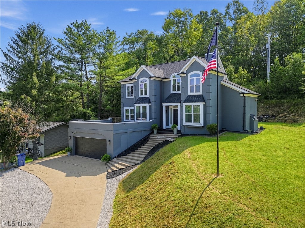 6 Hillcrest Drive