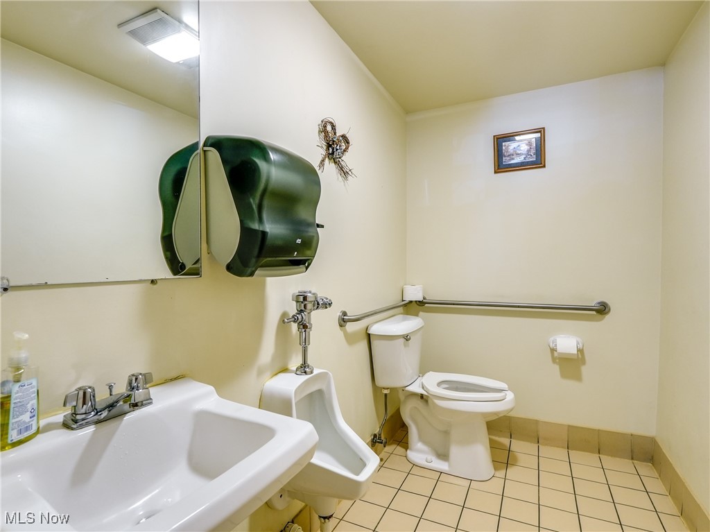 Goodyear Heights - Commercial Sale