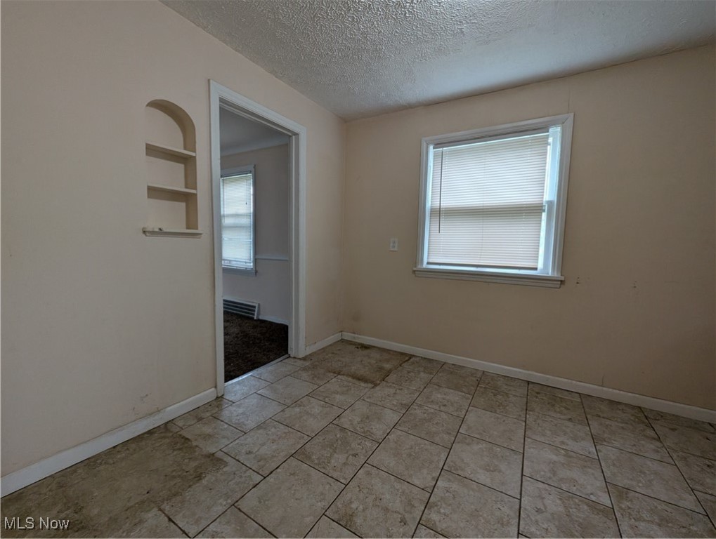 5151 Erwin Street, Maple Heights, Ohio image 10