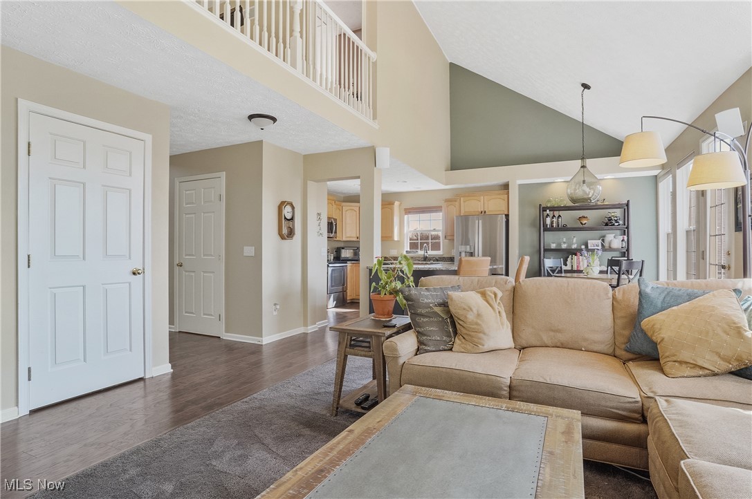 948 Alder Run Way, Akron, Ohio image 10