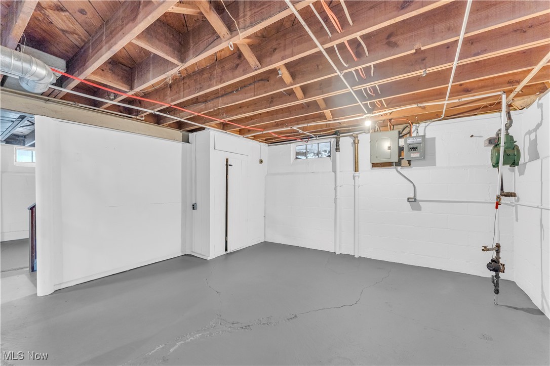 Tract #19 - Residential Lease