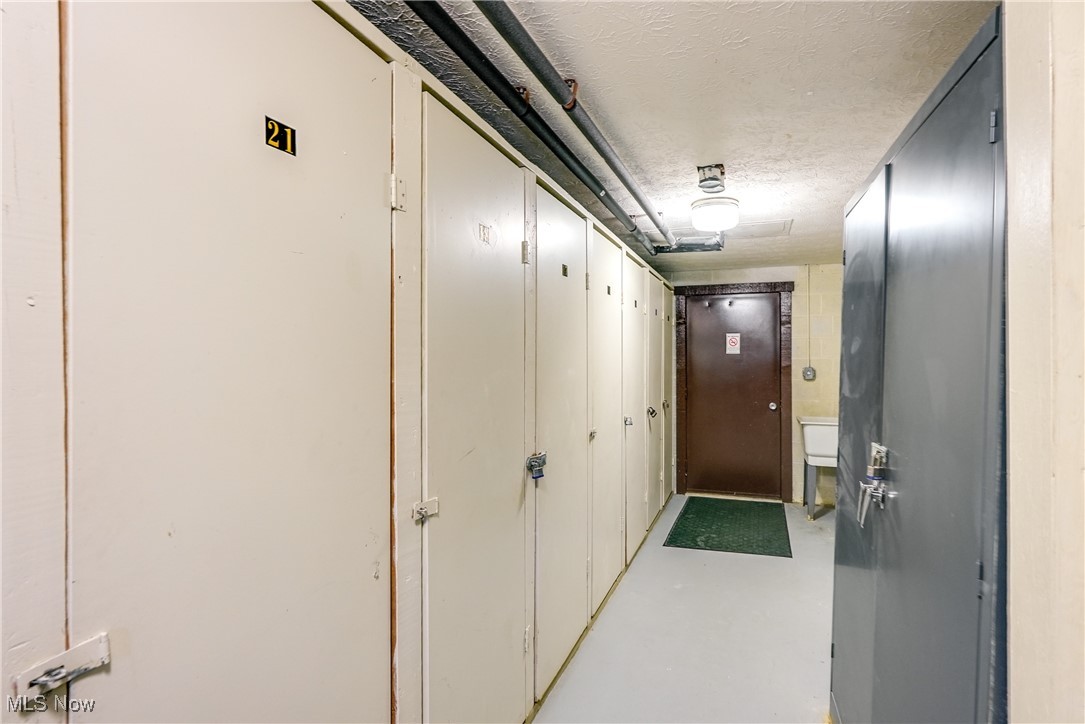 9830 Sunrise Boulevard #S-21, North Royalton, Ohio image 19