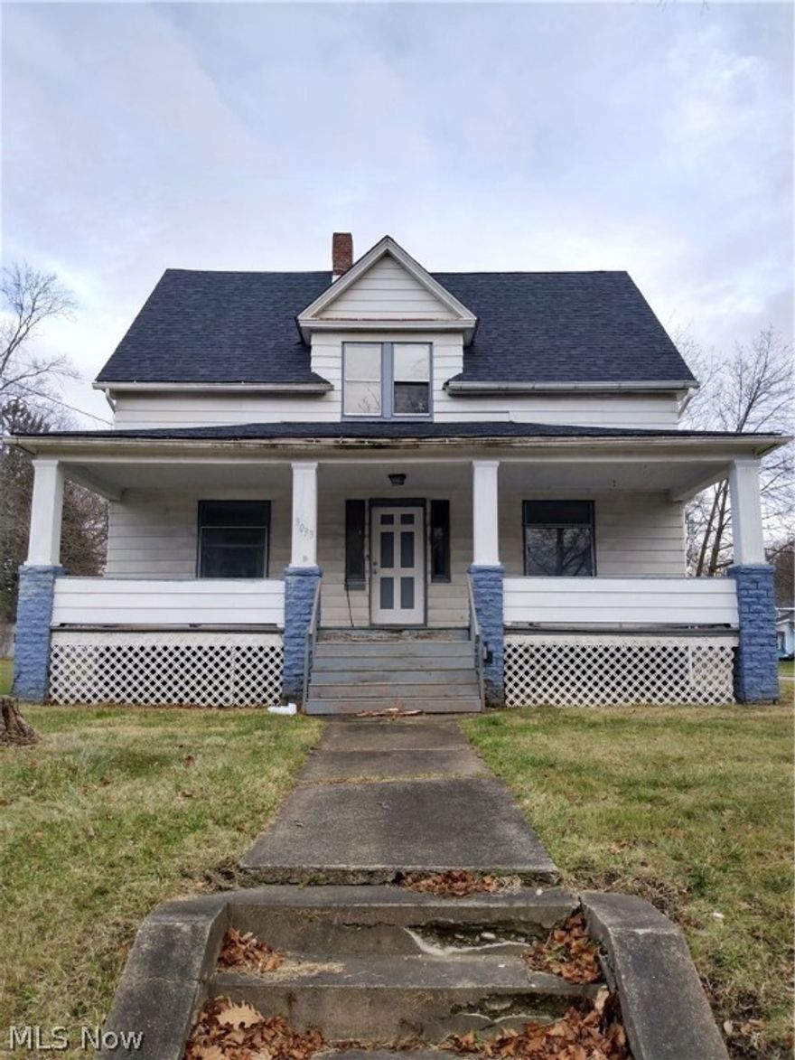 This beauty of a home is right across the street from Neosho and Mill Creek Park! Recently updated 3 or 4 bedroom home on Glenwood Ave. Big corner lot, extra land next door owned by City. Well maintained. So many updates here including updated kitchen with newer counter tops, flooring, hardware and stainless steel sink. Updated half bath with newer flooring, toilet, sink, and beautiful accent mirror. Three (3) big bedrooms and a small baby room/or walk in closet/or an office, and a covered sun porch on the second floor. The 2nd floor full bath has been recently renovated as well... absolutely stunning!! First floor has a super sized foyer, huge formal living room with large window seat and plush carpet, formal dining room has a large picture window. The entire home has been recently painted on the inside, custom brick walk way to the large parking area in the back. Private corner lot with sidewalks. Right on the bus line that goes to YSU and downtown. New electric service and wiring th