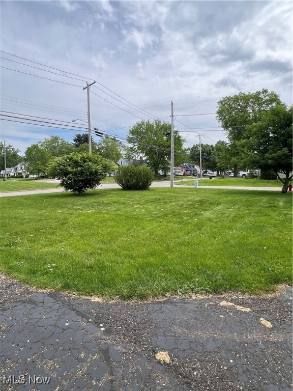 1306 37th Street, Canton, Ohio image 6
