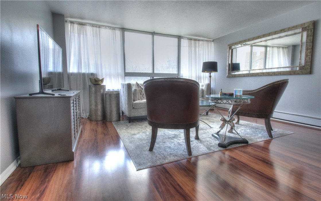 Envoy Condo - Residential