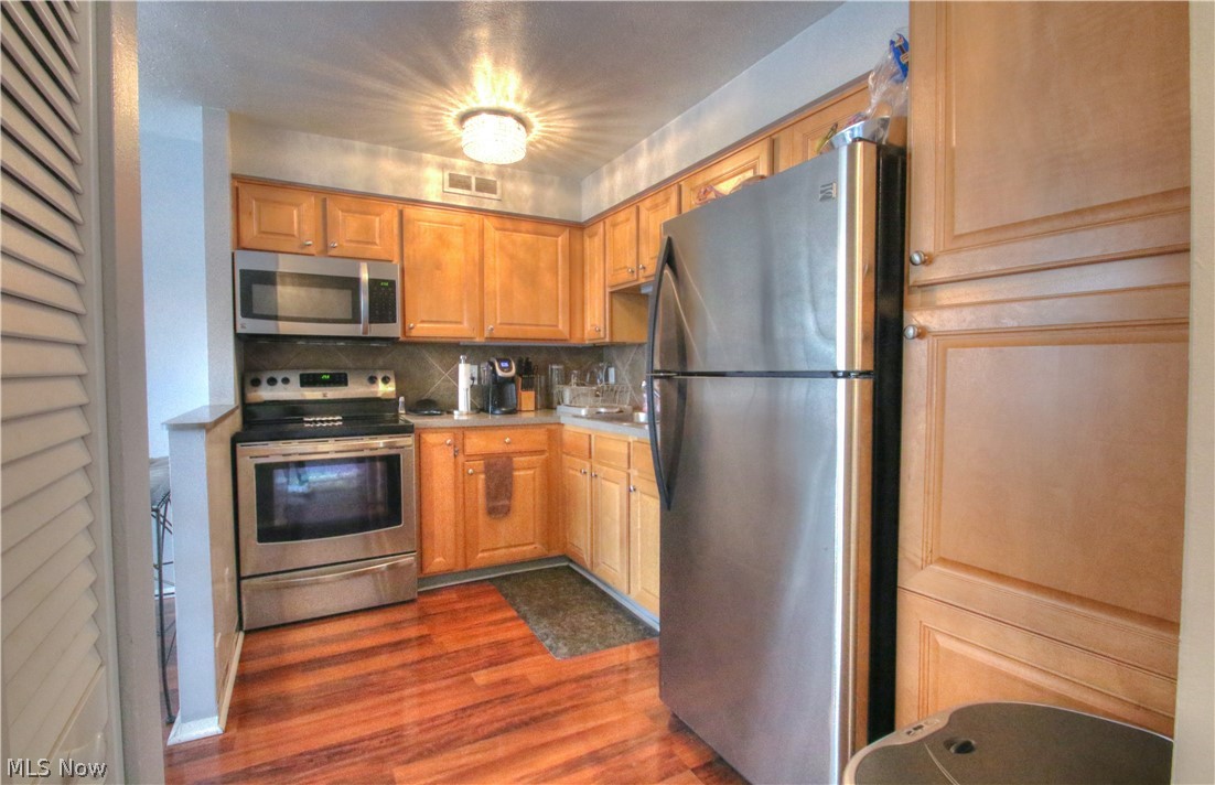 Envoy Condo - Residential