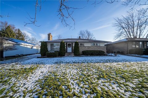 6691 Crenshaw Drive Parma Heights OH 44130