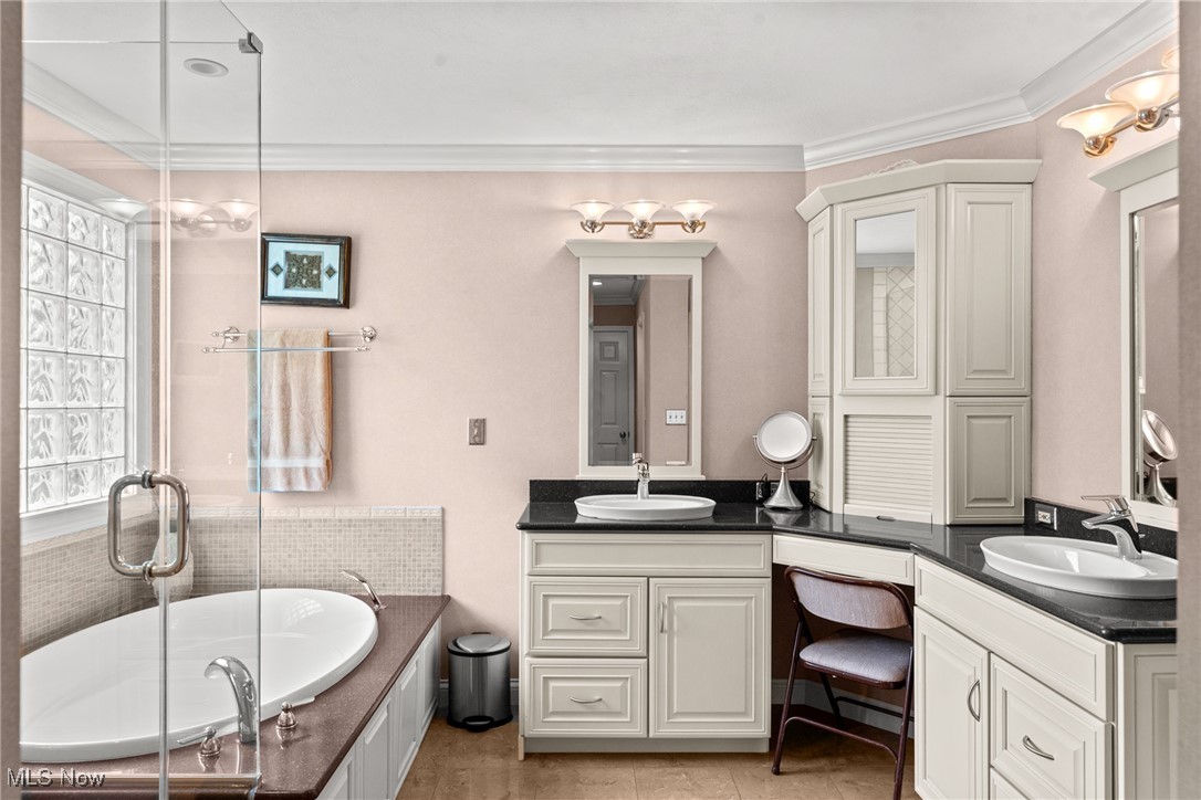 4803 Heights Drive, Stow, Ohio image 36