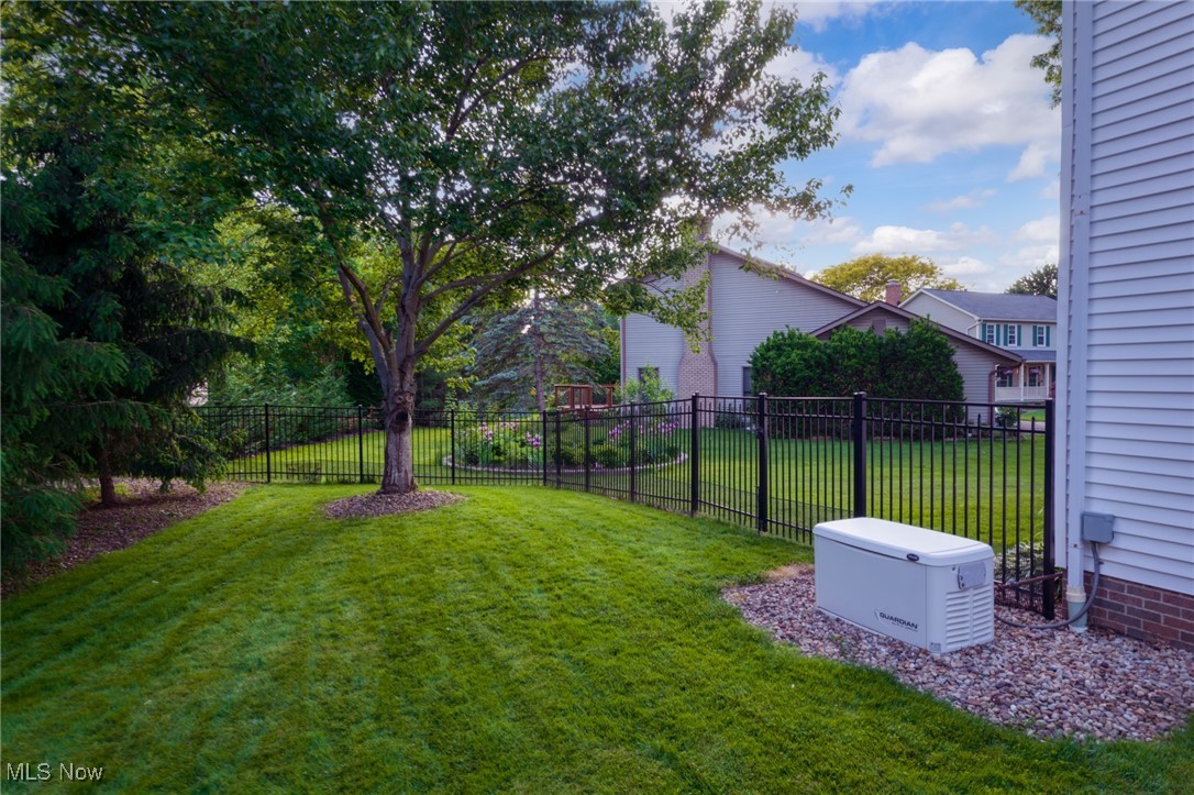 4803 Heights Drive, Stow, Ohio image 47