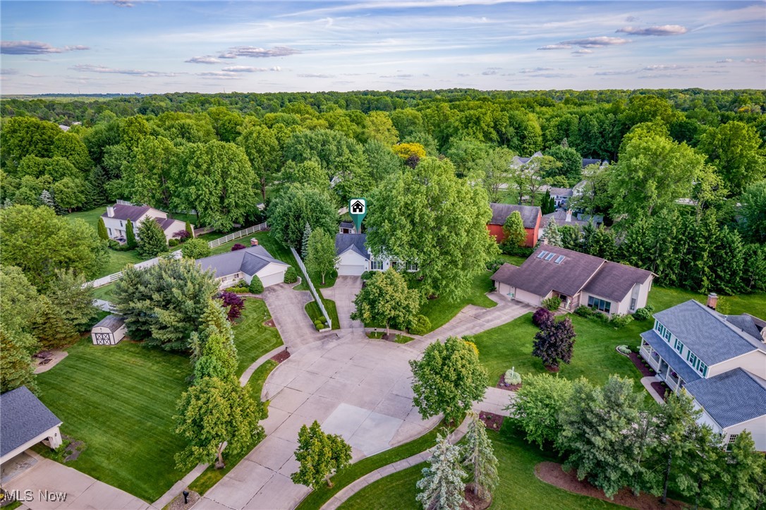 4803 Heights Drive, Stow, Ohio image 48