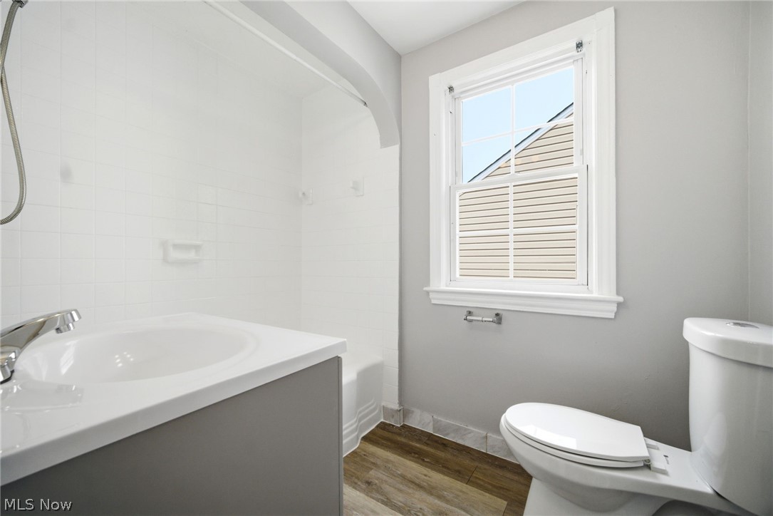 Heister Ctr Green Cos Ctr Gre - Residential