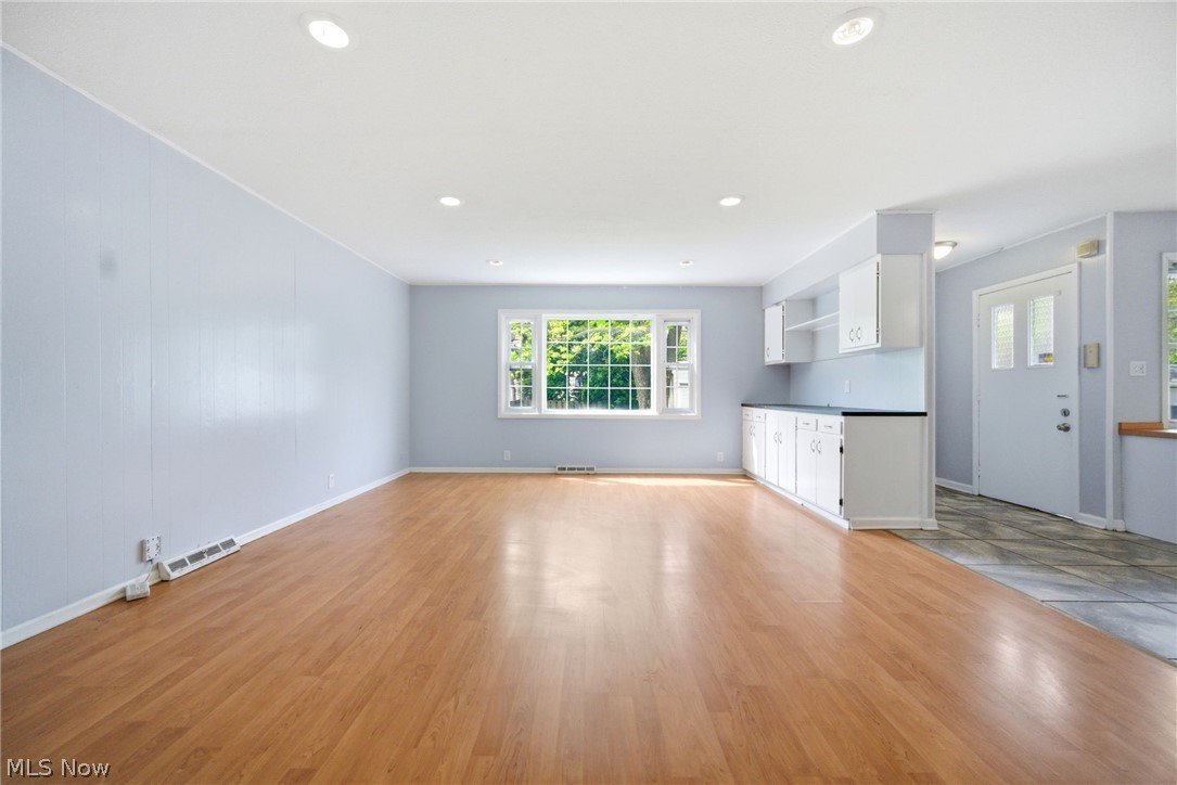 Heister Ctr Green Cos Ctr Gre - Residential