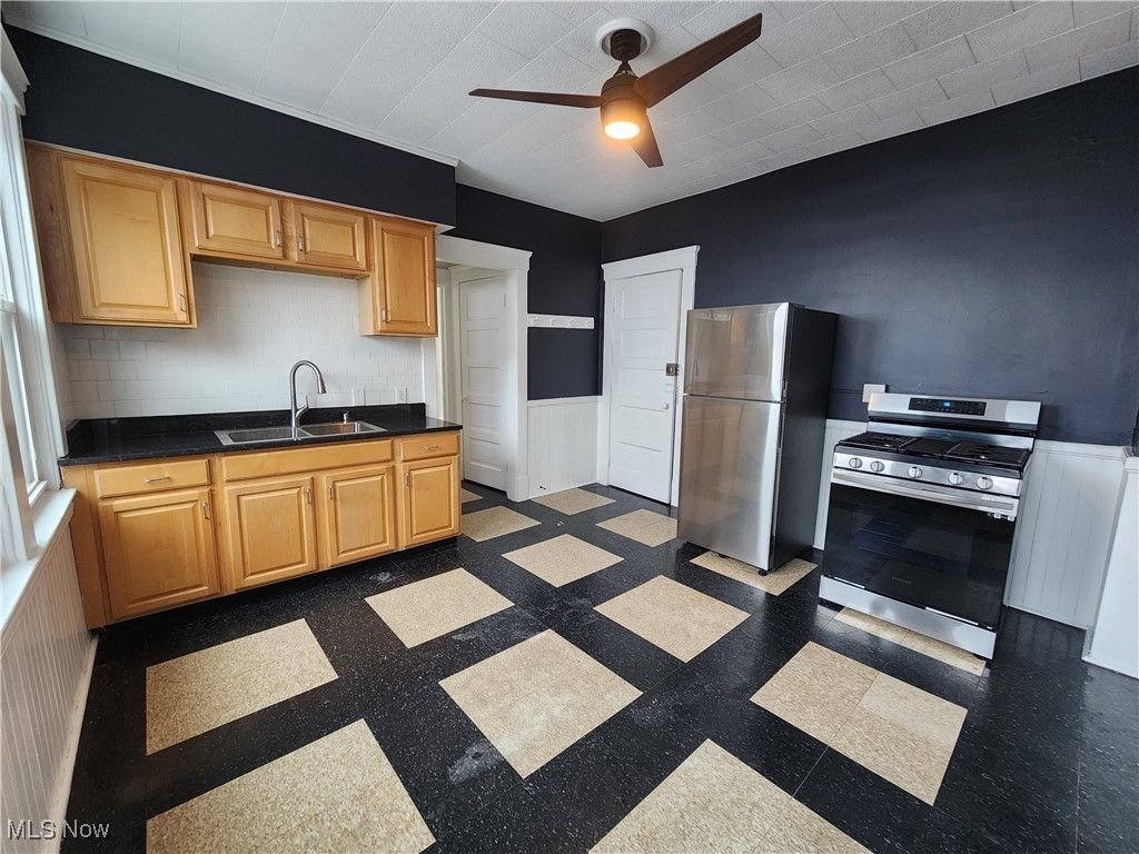 Photo of 1949 Coltman Road #3, Cleveland, OH 44106 (MLS # 5181995)