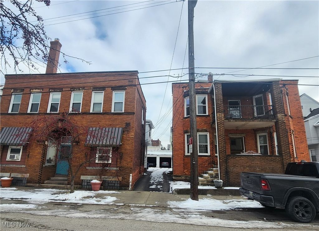 Photo of 1949 Coltman Road #3, Cleveland, OH 44106 (MLS # 5181995)