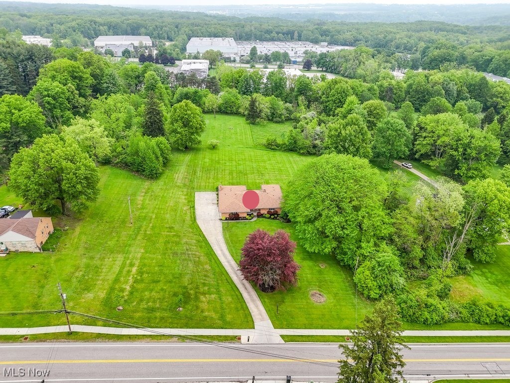 8009 Brookside Road, Independence, Ohio image 3