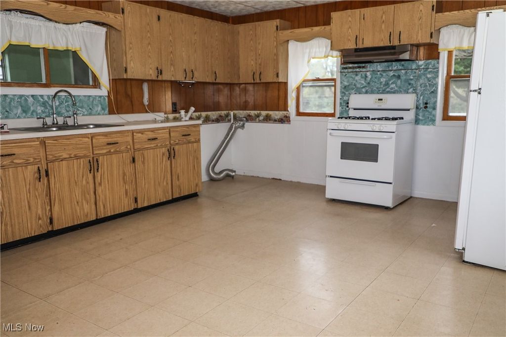 Photo of 61781 W Tacoma Road, Barnesville, OH 43713 (MLS # 5174689)