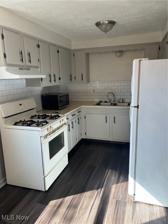 Plymouth Knolls - Residential Lease