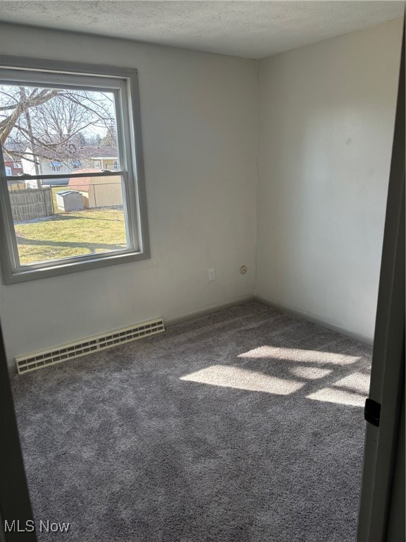Plymouth Knolls - Residential Lease