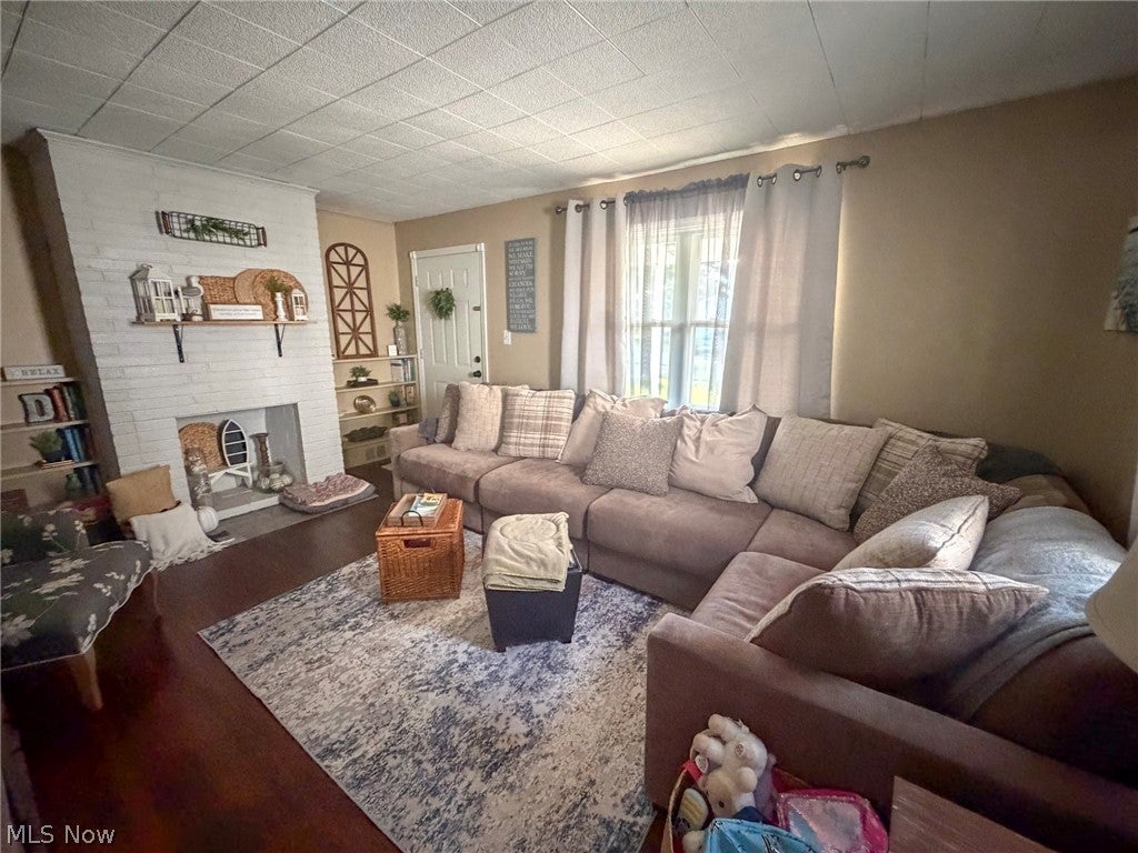 3931 Hopkins Road
