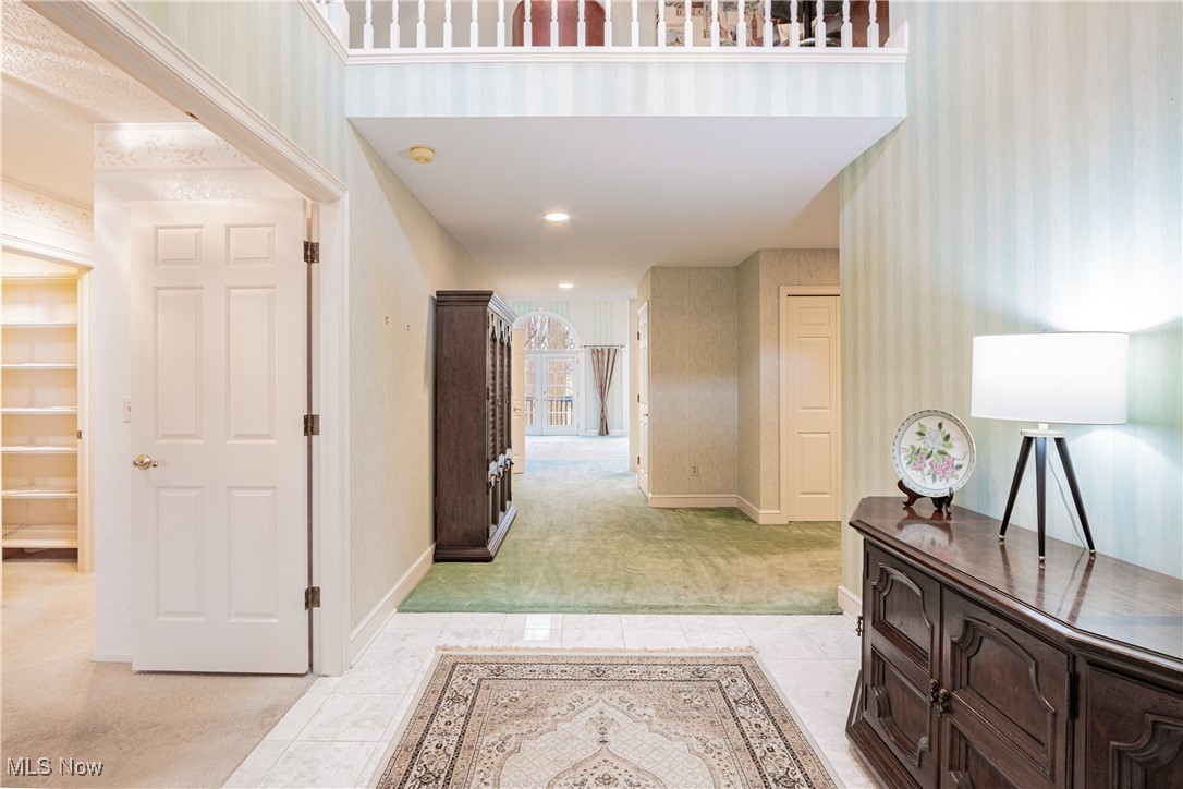 1175 Inverness Lane, Stow, Ohio image 2
