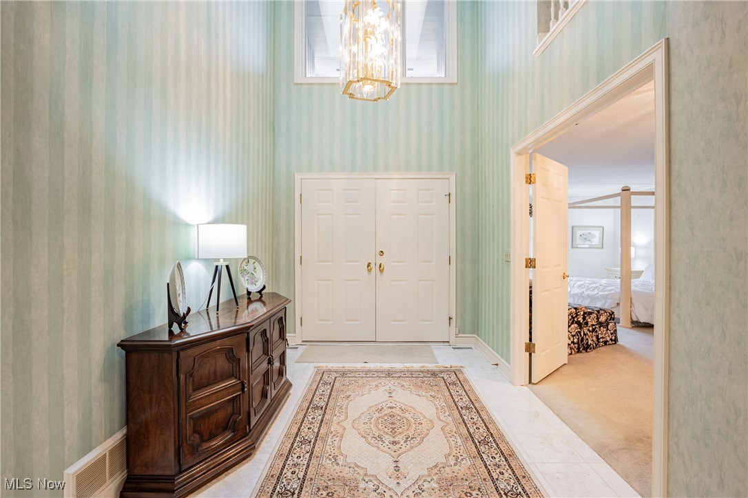 1175 Inverness Lane, Stow, Ohio image 3
