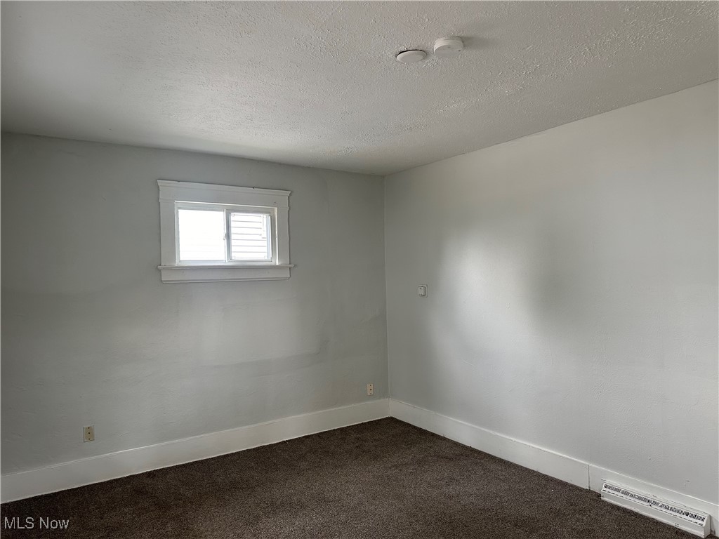 Voris - Residential Lease