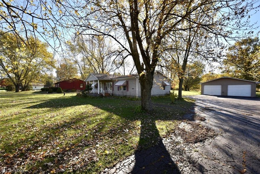 Situated on an oversized lot, this 3 bedroom home offers an appealing open concept layout perfect for entertaining guests. Functional well-equip kitchen offers plenty of cabinetry and counter space.  Three nicely sized bedrooms and 2 baths.  Convenient laundry area.  Detached 2 car garage, covered rear patio and so much more....Call today for your private tour.