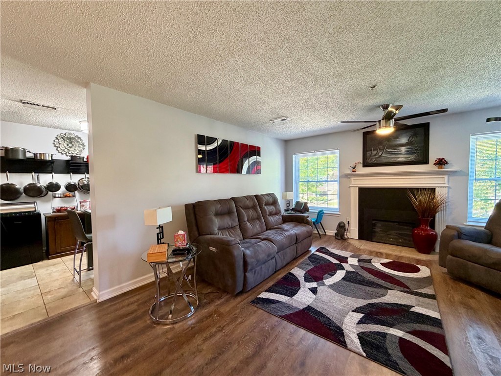 Fox Hollow at Woodhawk - Residential