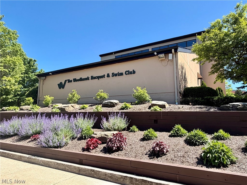 Fox Hollow at Woodhawk - Residential