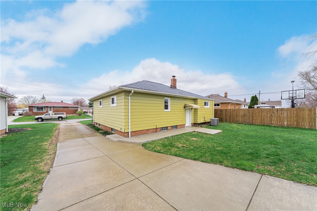3461 Jeanne Drive, Parma, Ohio image 25